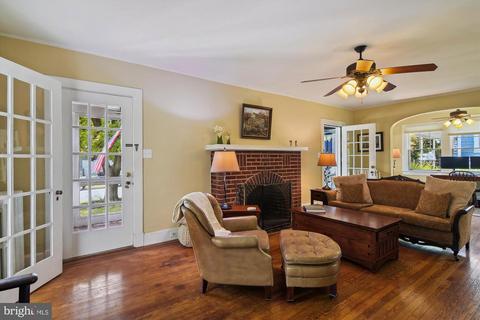 604 Regester Ave, Baltimore, MD 21212 photo 8