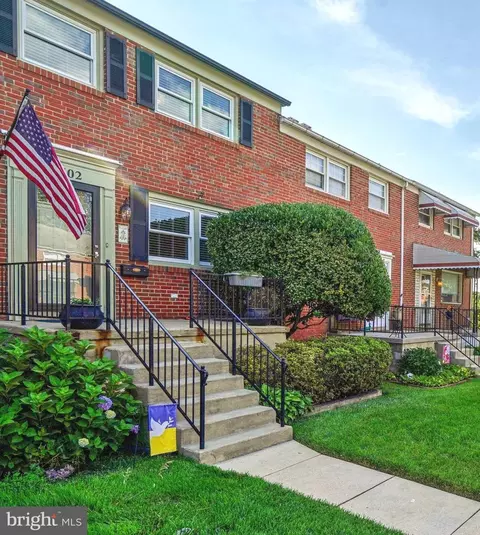 8502 Kings Ridge Rd, Parkville, MD 21234