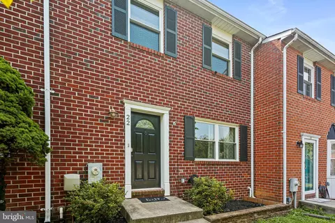 22 Stone Fls, Nottingham, MD 21236
