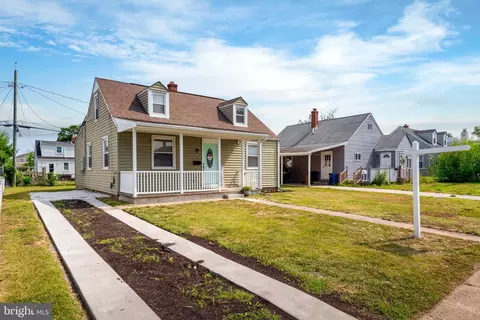 8112 Longpoint Rd, Dundalk, MD 21222