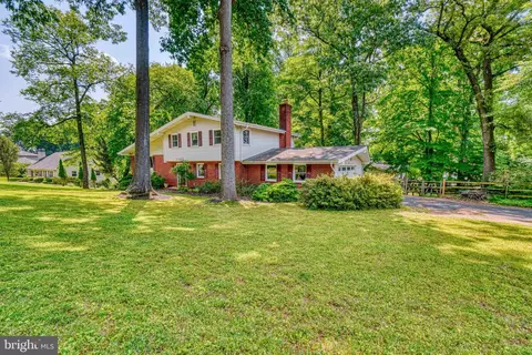 343 Presway Rd, Lutherville Timonium, MD 21093
