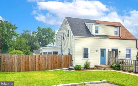 2415 Woodridge Rd, Sparrows Point, MD 21219