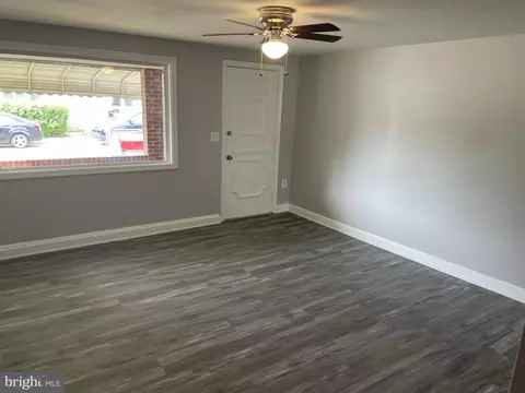 417 Maple Ln, Dundalk, MD 21222 photo 15