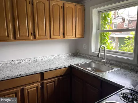 417 Maple Ln, Dundalk, MD 21222 photo 7