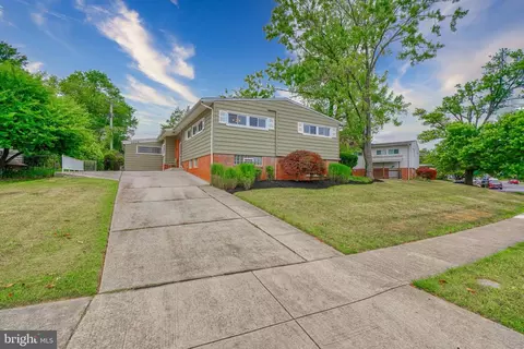 2404 Diana Rd, Baltimore, MD 21209