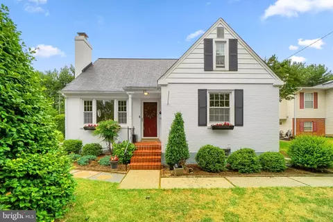 10 Overbrook Rd, Catonsville, MD 21228