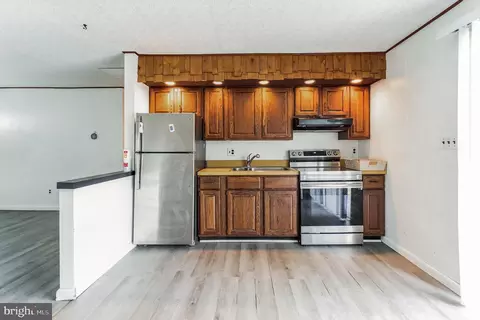 11 Propeller Dr, Middle River, MD 21220 photo 16