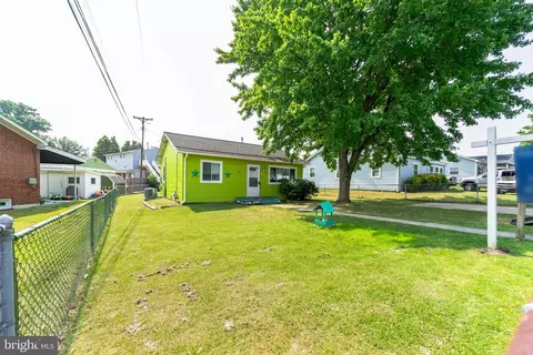 11 Propeller Dr, Middle River, MD 21220 photo 3