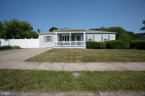 820 Ivydale Ave, Reisterstown, MD 21136