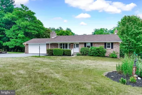 2657 Beckleysville Rd, Manchester, MD 21102