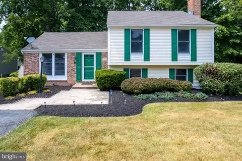 7012 Upper Mills Cir, Catonsville, MD 21228