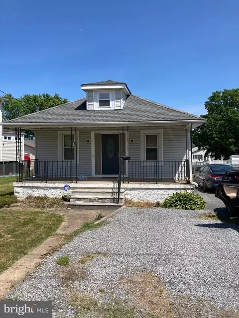 611 Mace Ave, Essex, MD 21221