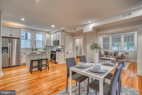 917 Saint Charles Ave, Baltimore, MD 21229