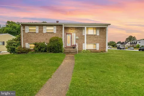 1401 Adamsview Rd, Catonsville, MD 21228