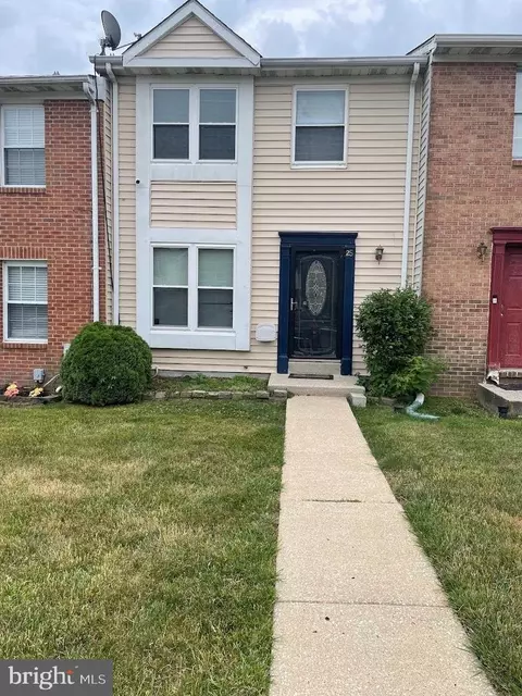 25 Luffing Ct, Essex, MD 21221