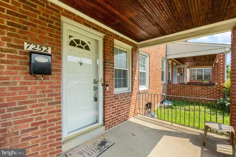 7252 Stratton Way, Baltimore, MD 21224 photo 2
