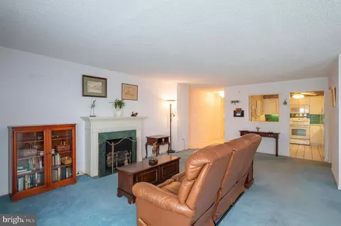 205 E Joppa Rd #1906, Towson, MD 21286 photo 7
