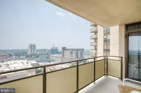 205 E Joppa Rd #1906, Towson, MD 21286 photo 33