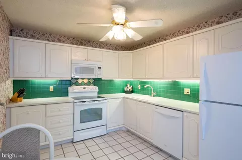 205 E Joppa Rd #1906, Towson, MD 21286 photo 13