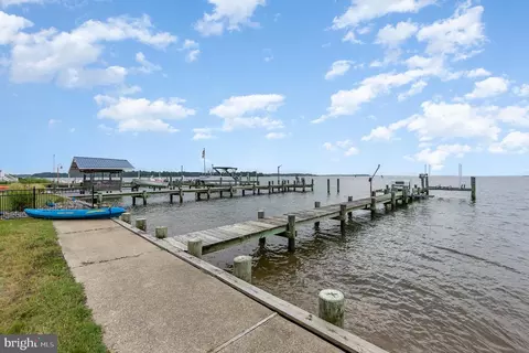 2809 Bay Dr, Sparrows Point, MD 21219 photo 41