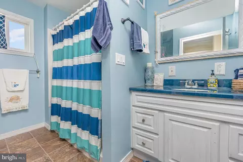 2809 Bay Dr, Sparrows Point, MD 21219 photo 19