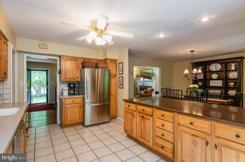 1 Saint Michaels Way, Baltimore, MD 21212