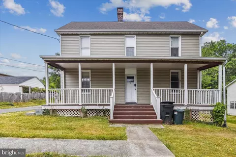2905 Charleston Ave, Halethorpe, MD 21227