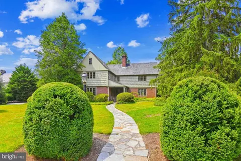 106 Thicket Rd, Baltimore, MD 21212