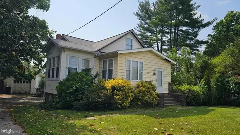 3222 N Rolling Rd, Windsor Mill, MD 21244
