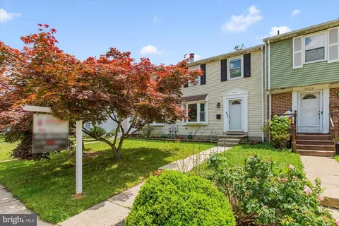 9125 Throgmorton Rd, Parkville, MD 21234