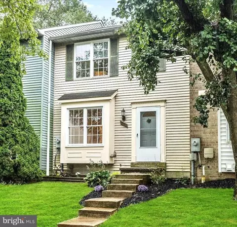 39 Walden Mill Way, Catonsville, MD 21228