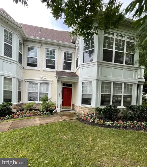 35 Barbican Way #35, Pikesville, MD 21208