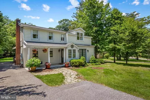 2619 Proctor Ln, Parkville, MD 21234