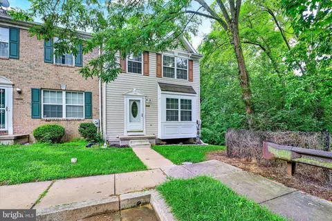 6712 Shakerwood Rd, Rosedale, MD 21237