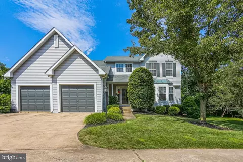 13 Breezy Ct, Reisterstown, MD 21136