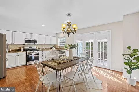 30 Culmore Ct, Lutherville Timonium, MD 21093