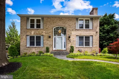 206 Berry Vine Dr, Owings Mills, MD 21117