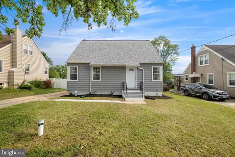 2803 Manoff Rd, Halethorpe, MD 21227 photo 2