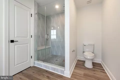 Bath - 7603 Chesapeake, Sparrows Point, MD 21219 photo 3 of 6
