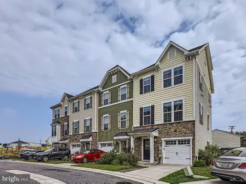 8108 Secluded Cv, Dundalk, MD 21222 photo 1