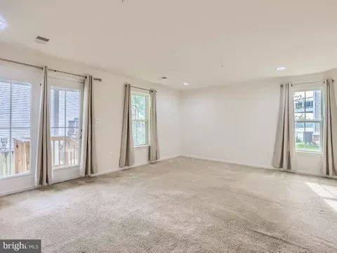 8108 Secluded Cv, Dundalk, MD 21222 photo 13