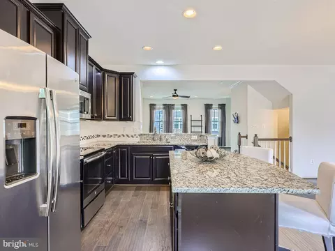 8108 Secluded Cv, Dundalk, MD 21222 photo 7