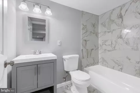 100 Malbrook Rd, Baltimore, MD 21229 photo 35