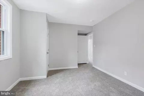 100 Malbrook Rd, Baltimore, MD 21229 photo 19