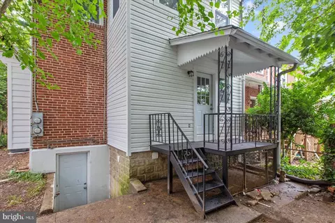 100 Malbrook Rd, Baltimore, MD 21229 photo 41