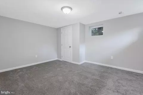 100 Malbrook Rd, Baltimore, MD 21229 photo 31