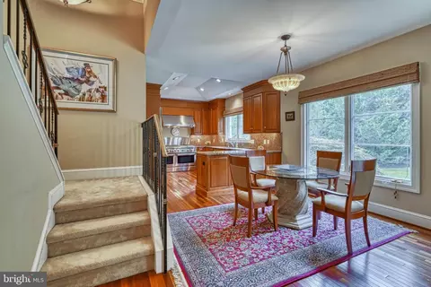10 Clifton Ct, Pikesville, MD 21208 photo 14