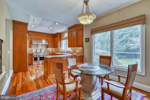 10 Clifton Ct, Pikesville, MD 21208 photo 15