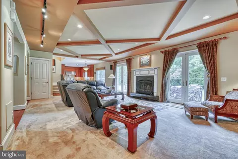 10 Clifton Ct, Pikesville, MD 21208 photo 10