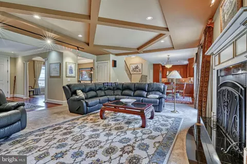 10 Clifton Ct, Pikesville, MD 21208 photo 12